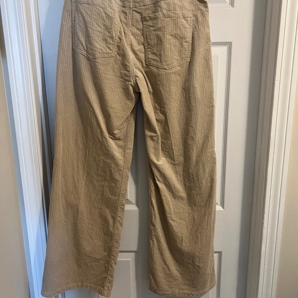 Cabi Asher Wide Leg Cord - Picture 5 of 6